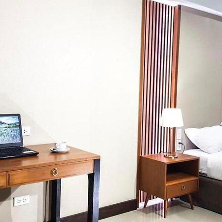 Room58 Бангкок Екстер'єр фото