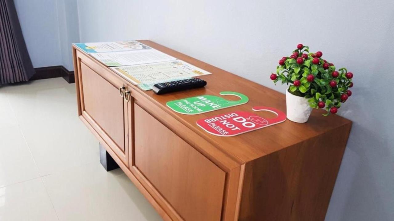 Room58 Бангкок Екстер'єр фото