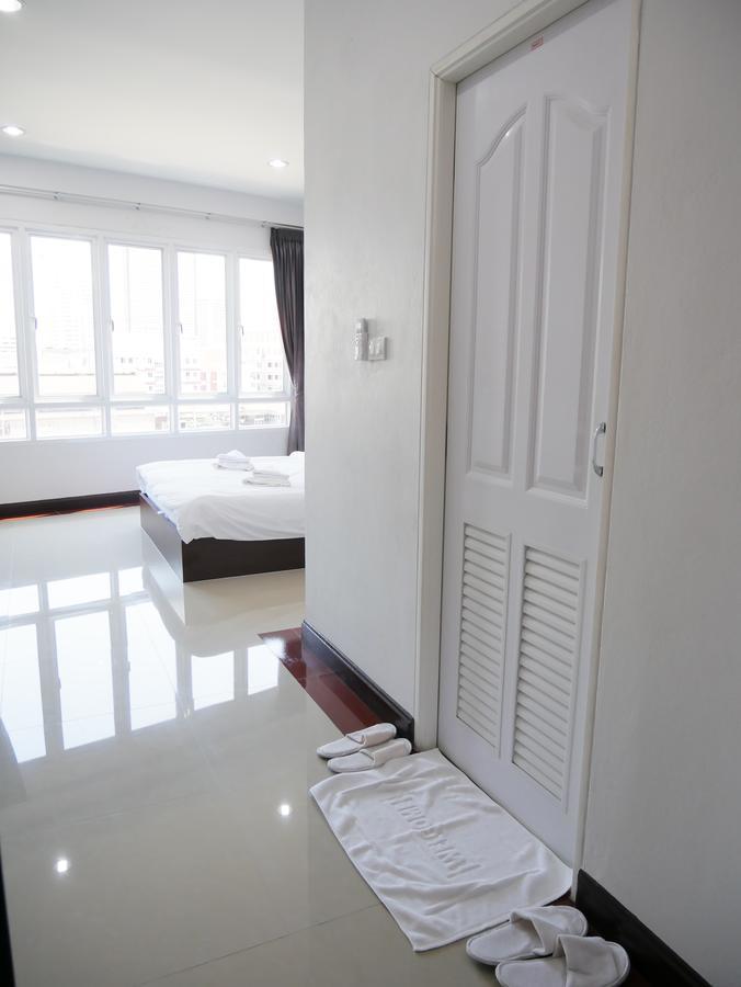 Room58 Бангкок Екстер'єр фото
