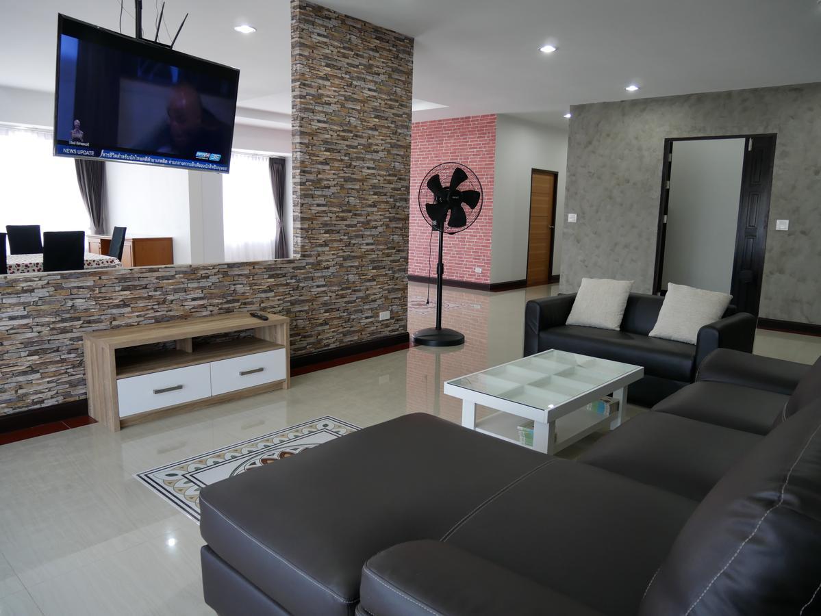 Room58 Бангкок Екстер'єр фото